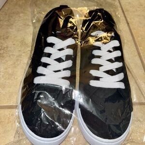 FabKids Black Lace Up Sneakers